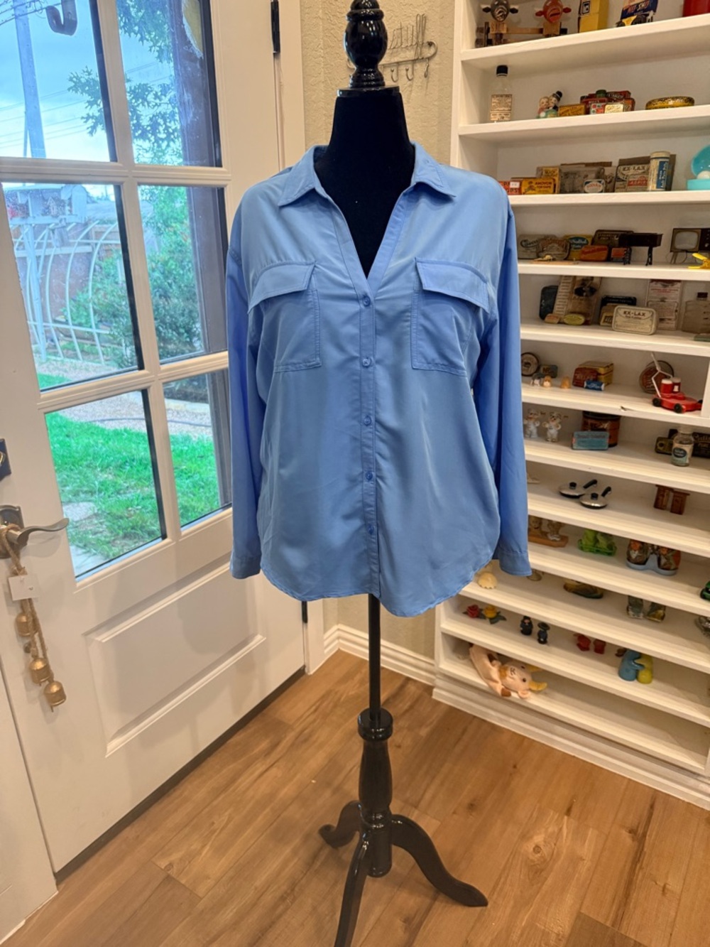 The Perfect Blue Button-Up Shirt!